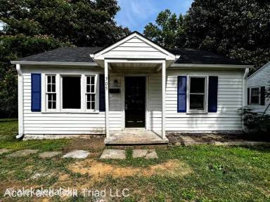 Main picture of 305 N Cobb Ave