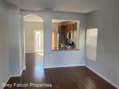 Main picture of 8108 Creeping Willow Ln