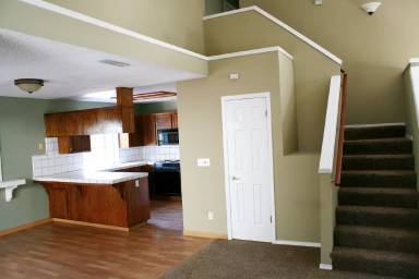 Main picture of 1816 E Goshen Ave