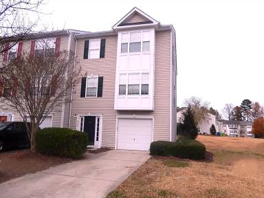 Main picture of 5123 Neuse Commons Ln