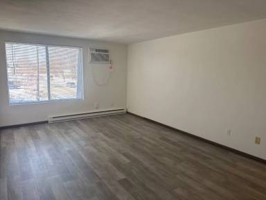 Main picture of 5858 Anthony Pl