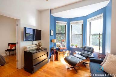 Main picture of 40 Saint Botolph St
