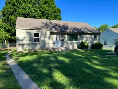 Main picture of 7600 Lowell Ave