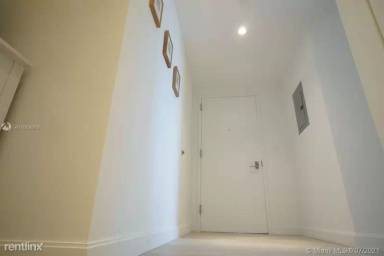 Main picture of Brickell Heights