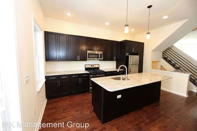 Main picture of 1802 W Montgomery Ave