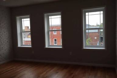 Main picture of 7 N Carey St