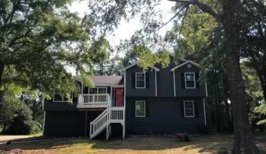 Main picture of 608 Amberwood Pl