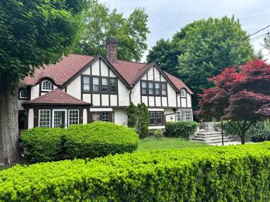 Main picture of 9 Vine St