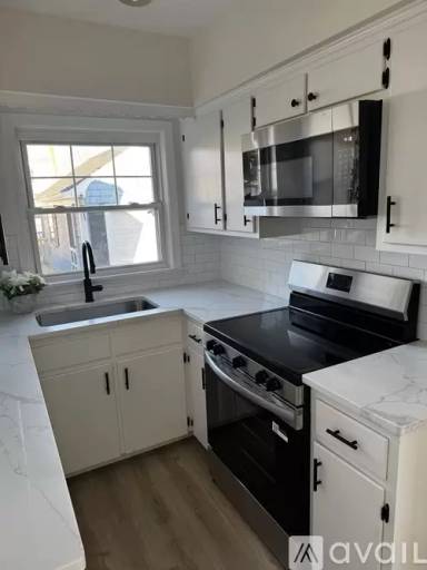 Main picture of 22 Magnolia St