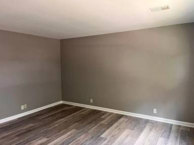 Main picture of 200 Watson Rd