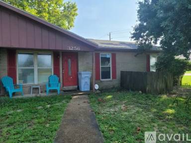 Main picture of 1269 College Pkwy