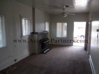 Main picture of 1311 E 8th St