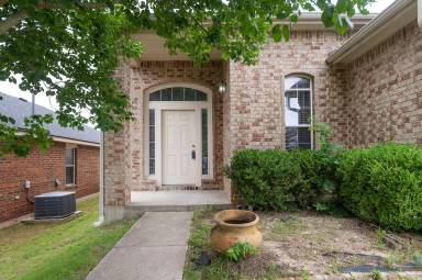 Main picture of 516 Sweet Leaf Ln