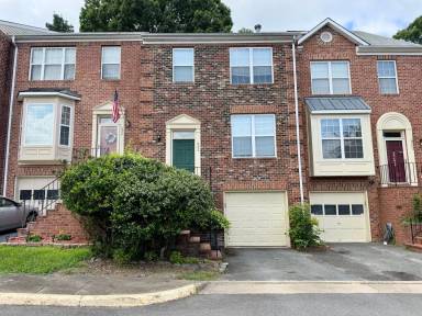 Main picture of 802 Stafford Glen Ct