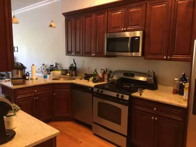 Main picture of 1089 Beacon St