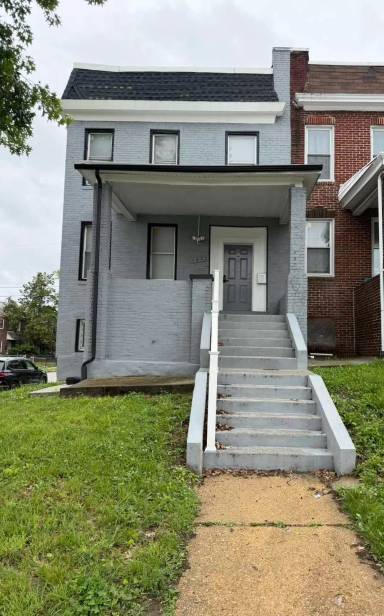 Main picture of 100 N Hilton St