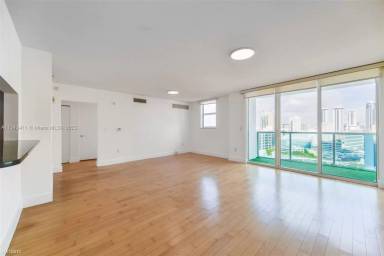 Main picture of Brickell on the River