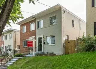 Main picture of 4268 Southern Ave SE