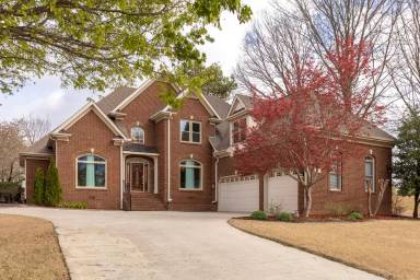 Main picture of 121 Tidewater Dr