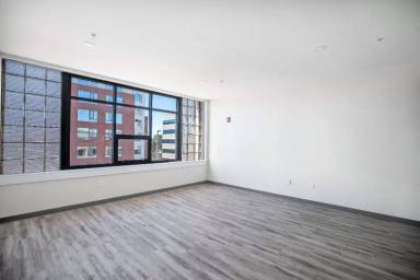 Main picture of 1217 Elm St