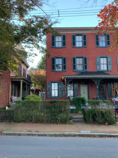 Main picture of 27 Dean St