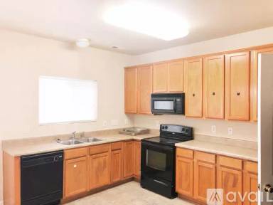 Main picture of 36 Sharpstone Ln
