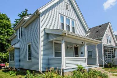 Main picture of 111 Adams Ave