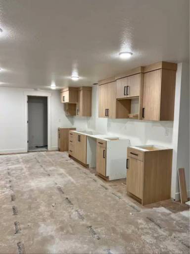 Main picture of 221 N Clair Pl