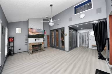Main picture of 7877 Kendalia Dr