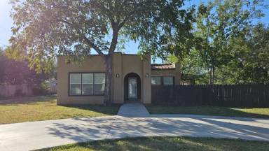 Main picture of 2426 Swenson St