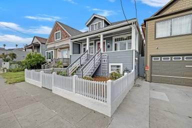 Main picture of 444 Baden Ave