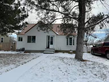 Main picture of 1512 Burlington Ave