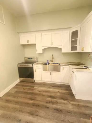 Main picture of 103 N Main St