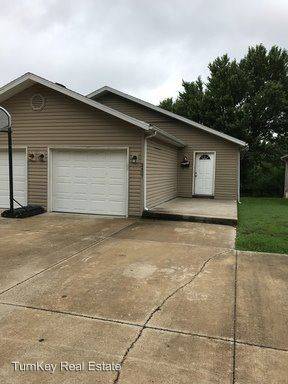 Main picture of 2401 W High St