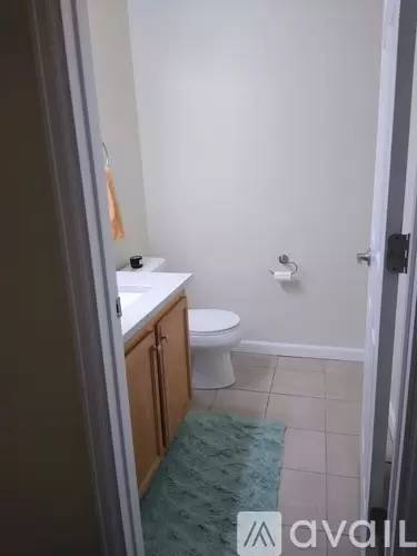 Main picture of 6021 Castlegate Dr W