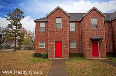 Main picture of 611 W Grove Ave