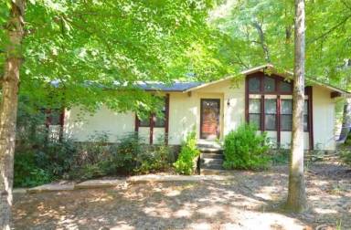 Main picture of 1311 Live Oak Cir