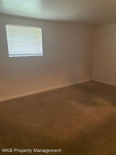 Main picture of 220 8th St