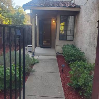 Main picture of 2516 Roca Dr