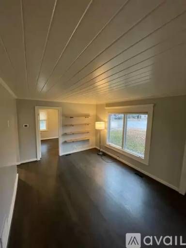 Main picture of 1832 32nd St SW