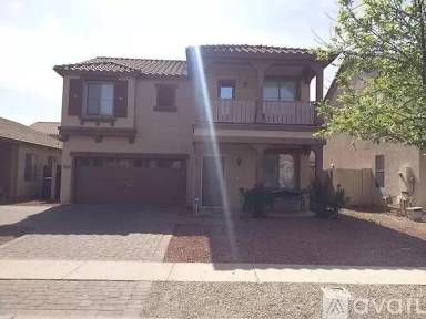 Main picture of 4501 E Del Rio St
