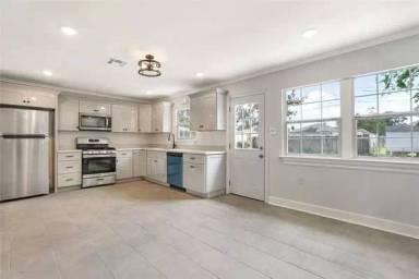 Main picture of 1517 David Dr