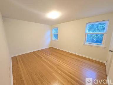 Main picture of 12 Apel Ave