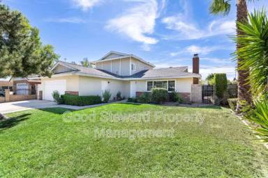 Main picture of 6485 Clovis Pl