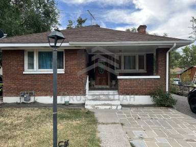 Main picture of 619 Kershaw St