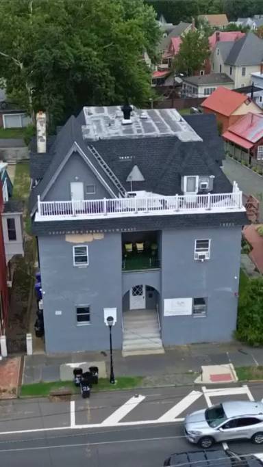 Main picture of 215 High St