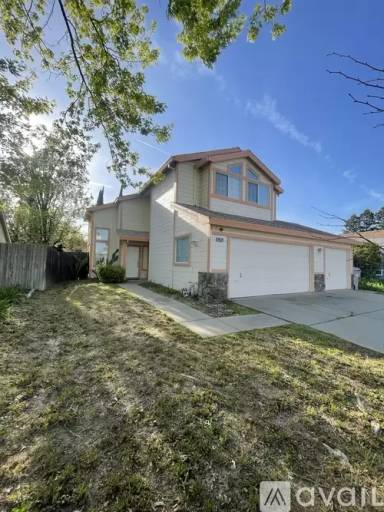 Main picture of 4939 Pine Nut Way