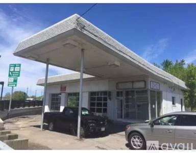 Main picture of 301 Main St