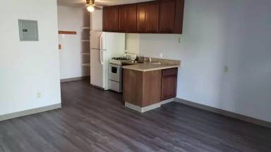 Main picture of 8331 Linden St