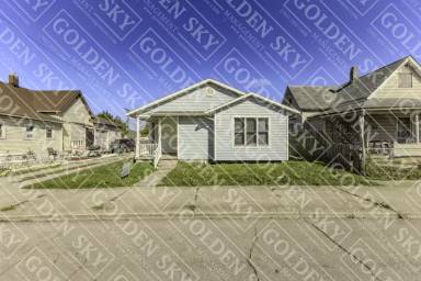 Main picture of 1020 E Willard St
